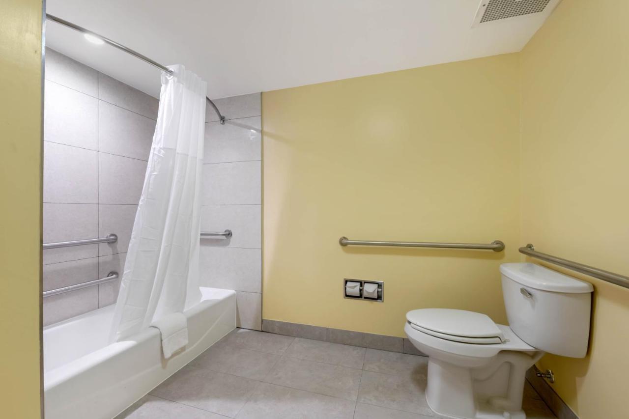 Jax Airport Hotel Джэксонвиль Экстерьер фото